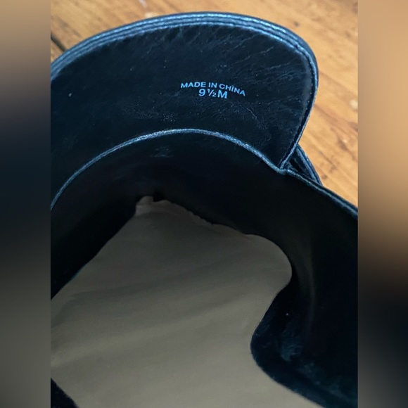 Banana Republic leather flat shoes - Picture 4 of 5